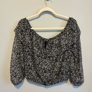 Off the shoulder Abercrombie top